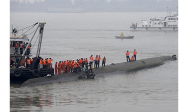 Tin xã HộiTrung Quốc lật ngược tàu chìm, không tìm thấy người sống sót